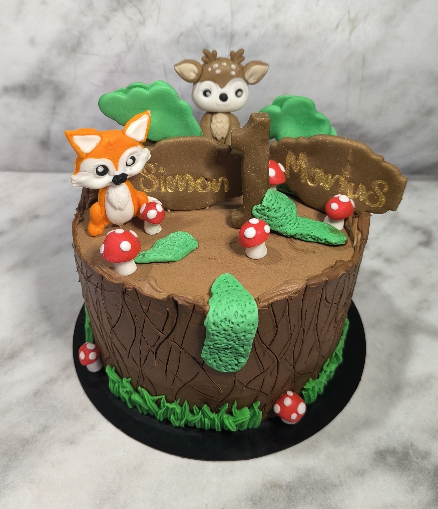 Layer cake décor forêt