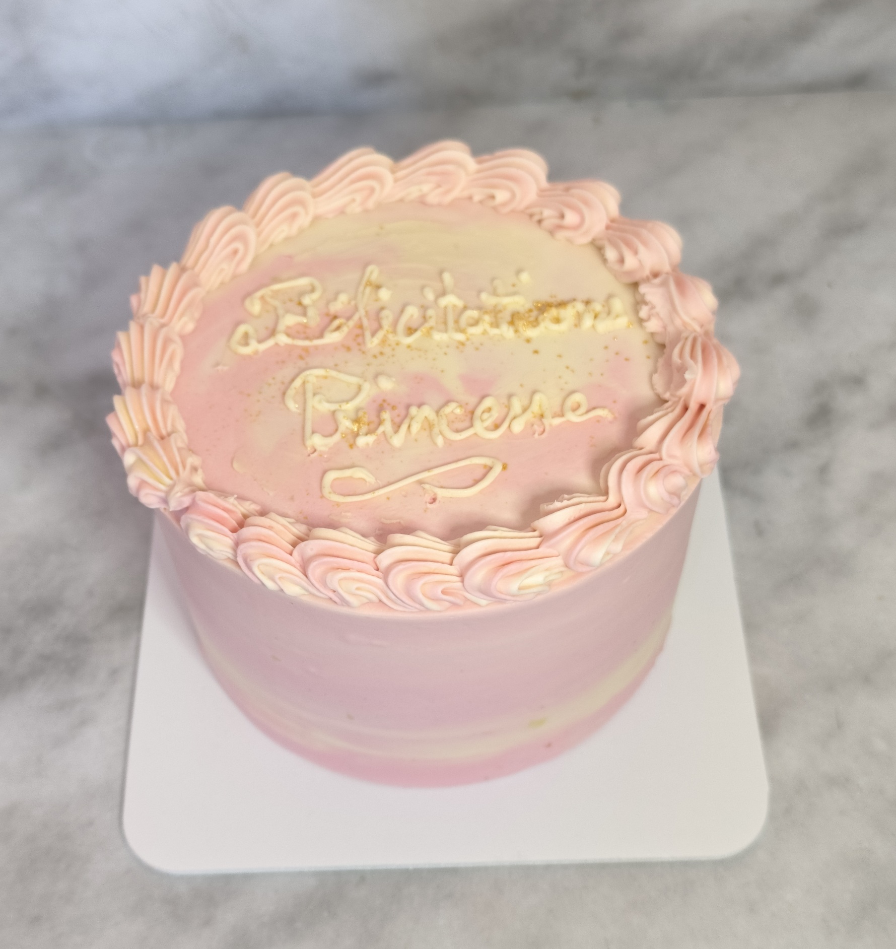Layer cake rose Pastry Party