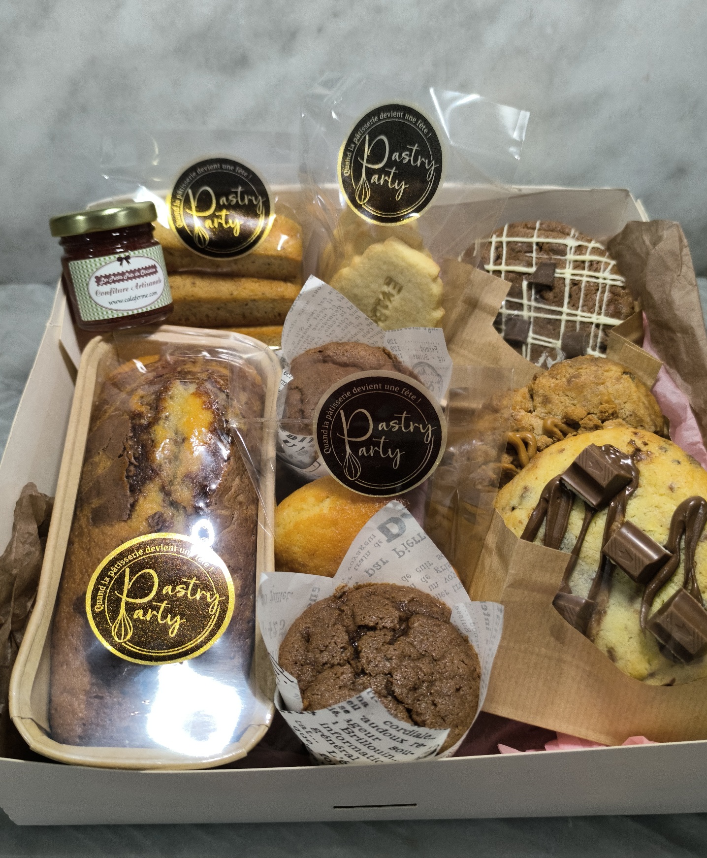 box cookies pastry party